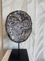 Exclusief stuk: agaat op standaard